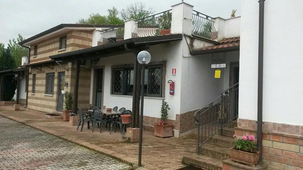 מלון Migliara-San Silvestro Agriturismo Borgo Nuovo Sant'Agata Dei Goti מראה חיצוני תמונה